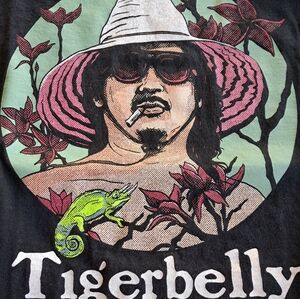 Rare Tiger BellyChameleon Graphic T-Shirt